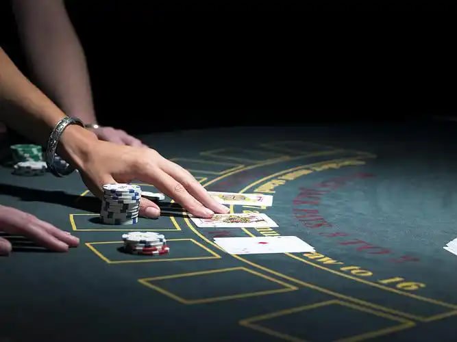 Casino trực tuyến b369 – Baccarat và Roulette với dealer phát trực tiếp HD